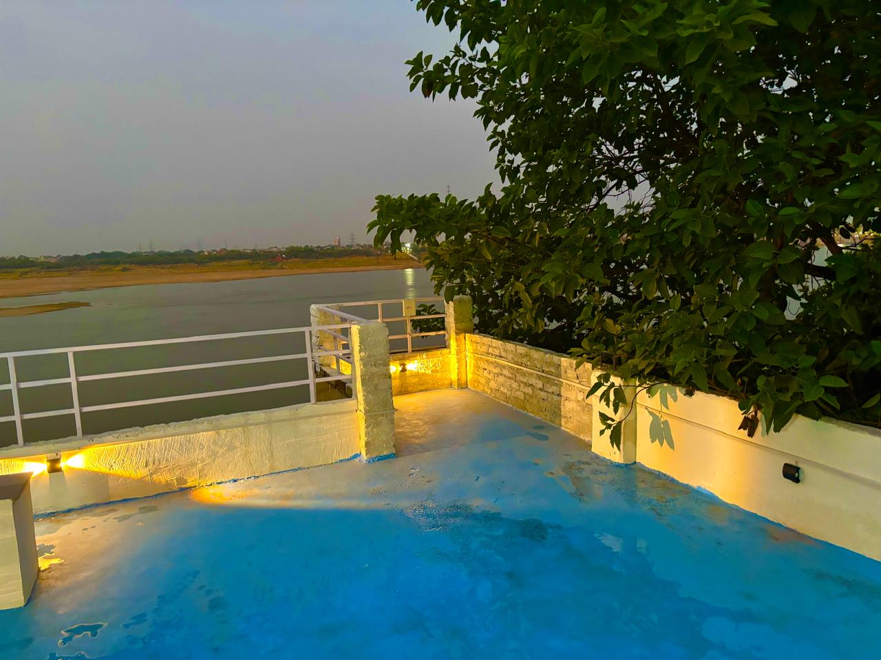 Stay inn Ganga Dham - Tap to explore photos