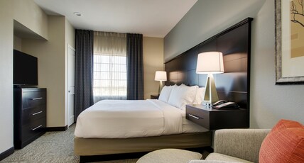 Staybridge Suites Plano - the Colony, an IHG hotel Room Type - 1 King Studio Ste Comm Access Roll Showr