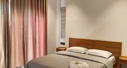 Olam Homestay Room Type - Deluxe Queen Room with Private Balcony 2