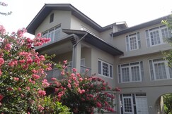Snow leopard Lodge