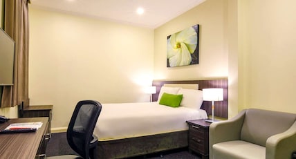 ibis Styles Kingsgate Room Type - Standard Room 1 Double Bed ibis Styles Kingsgate Room Type - Standard Room 1 Double Bed