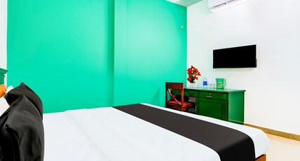 Hotel O Vennala Near Palarivattom Room Type - Deluxe
