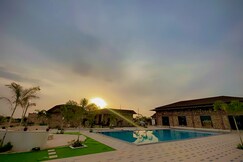 Photos of Rama Retreat