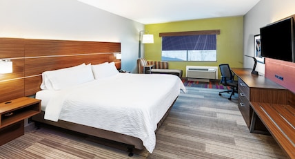 Holiday Inn Express And Suites Dalhart, an IHG Hotel Room Type - Standard Room