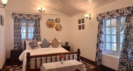 Yule Tea Retreat | A Premium Heritage Hotel Room Type - Oolong Room with Free Wifi
