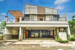 Hotel O near Ciputra World Surabaya formerly Darmo Residence