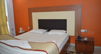 Hotel The Sutrupti Room Type - Diamond Room
