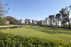 Villa for stay in Tarudhan Golf Course, Gurgaon