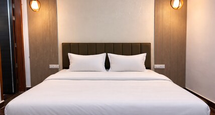 Modern Studio Room with Kitchen near Sec 62 Noida Room Type - Modern Studio Room with Kitchen near Sec 62 Noida