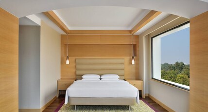 Courtyard by Marriott Chennai Room Type - 4-Bay Apartment, Executive lounge access, 1 King