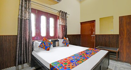 FabHotel Raghunandan Inn Room Type - Premium Room