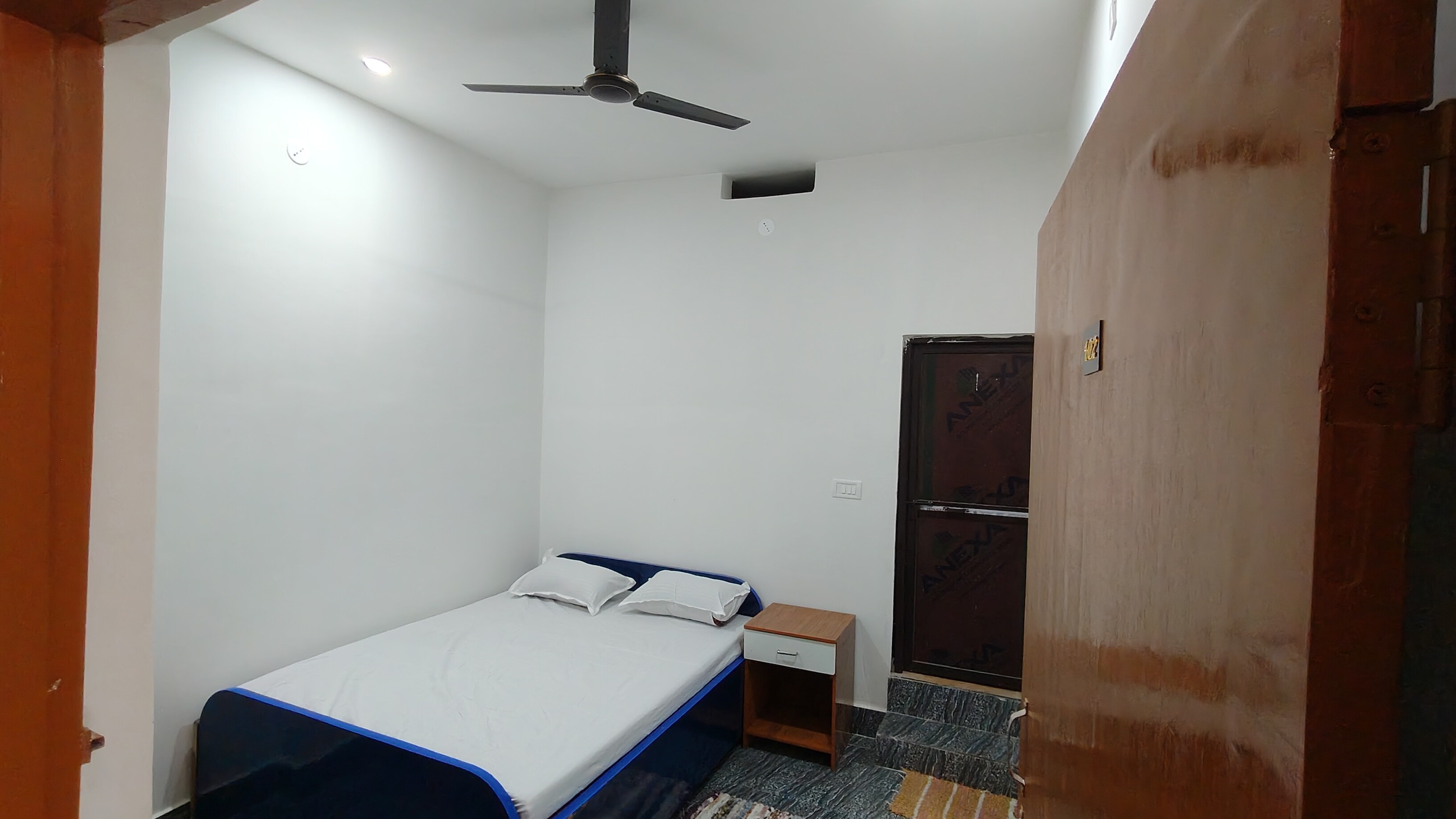 Hotel M P Anand Palace - Tap to explore photos