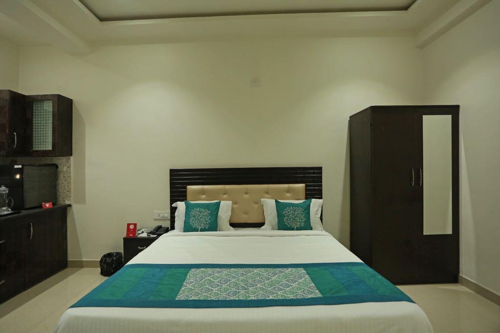 Anamsa Residency - Tap to explore photos