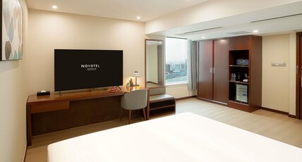 Novotel Shanghai Atlantis Room Type - Superior Room, Family with One Queen-size Bed and One Single Bed
