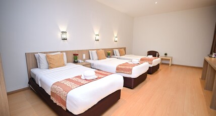 Kingston Hotel 15 @ Tower Regency, Ipoh Room Type - Deluxe Triple Room