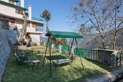 V are Family Lion's Den Garden Wing | 3BR in 7BHK hill-top luxury Estate