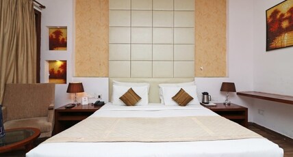 Billionaire Inn Room Type - Deluxe Room