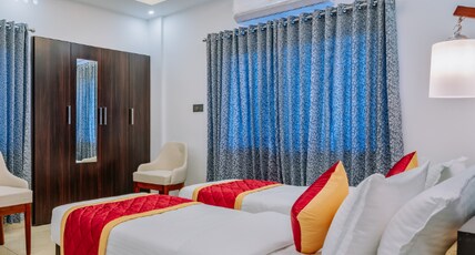 Airnest Airport Residency Room Type - Deluxe Twin Bed Room