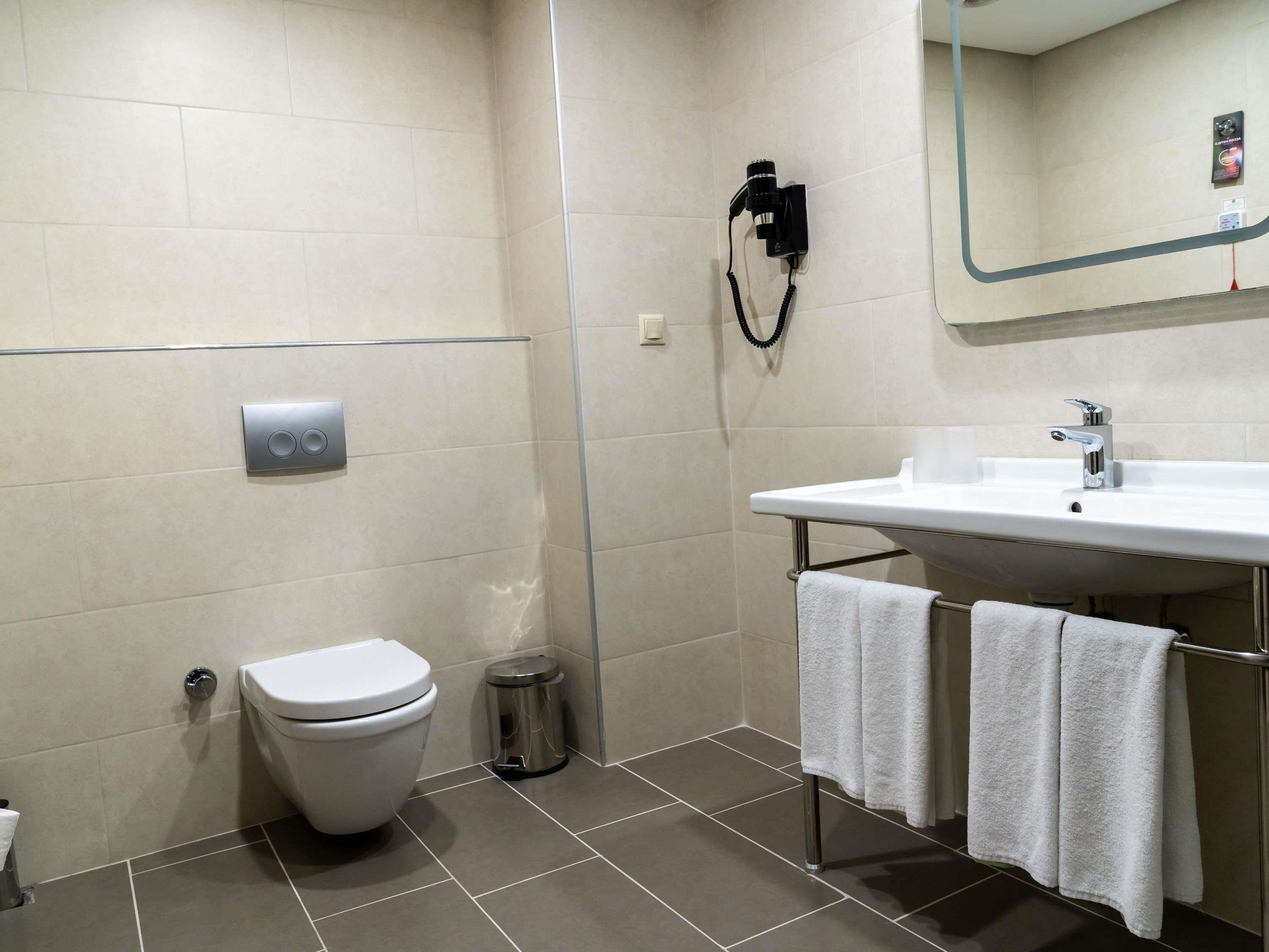 ibis Styles Istanbul Bomonti - Tap to explore photos