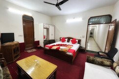 Hotel New Akash Ganga