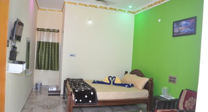 Yelagiri EGV Residency Room Type - Deluxe Room Non AC