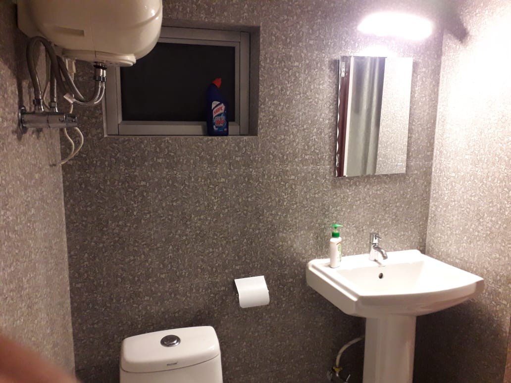 Fraternity Homestay | Rooms & Wi-Fi - Tap to explore photos