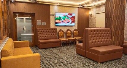 Hotel Windsor Plaza Room Type - Deluxe double room