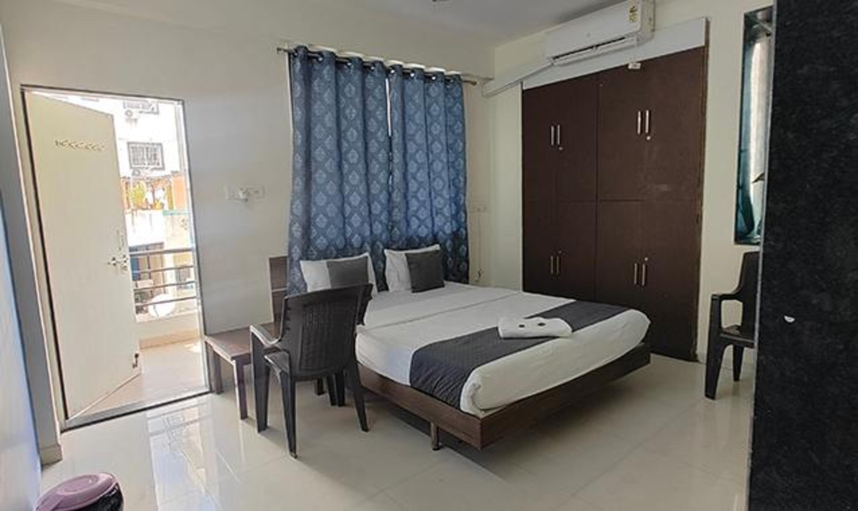 FabHotel Pristine - Tap to explore photos