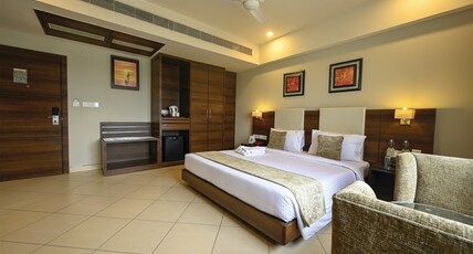 Peerless Hotel Durgapur Room Type - Deluxe Room