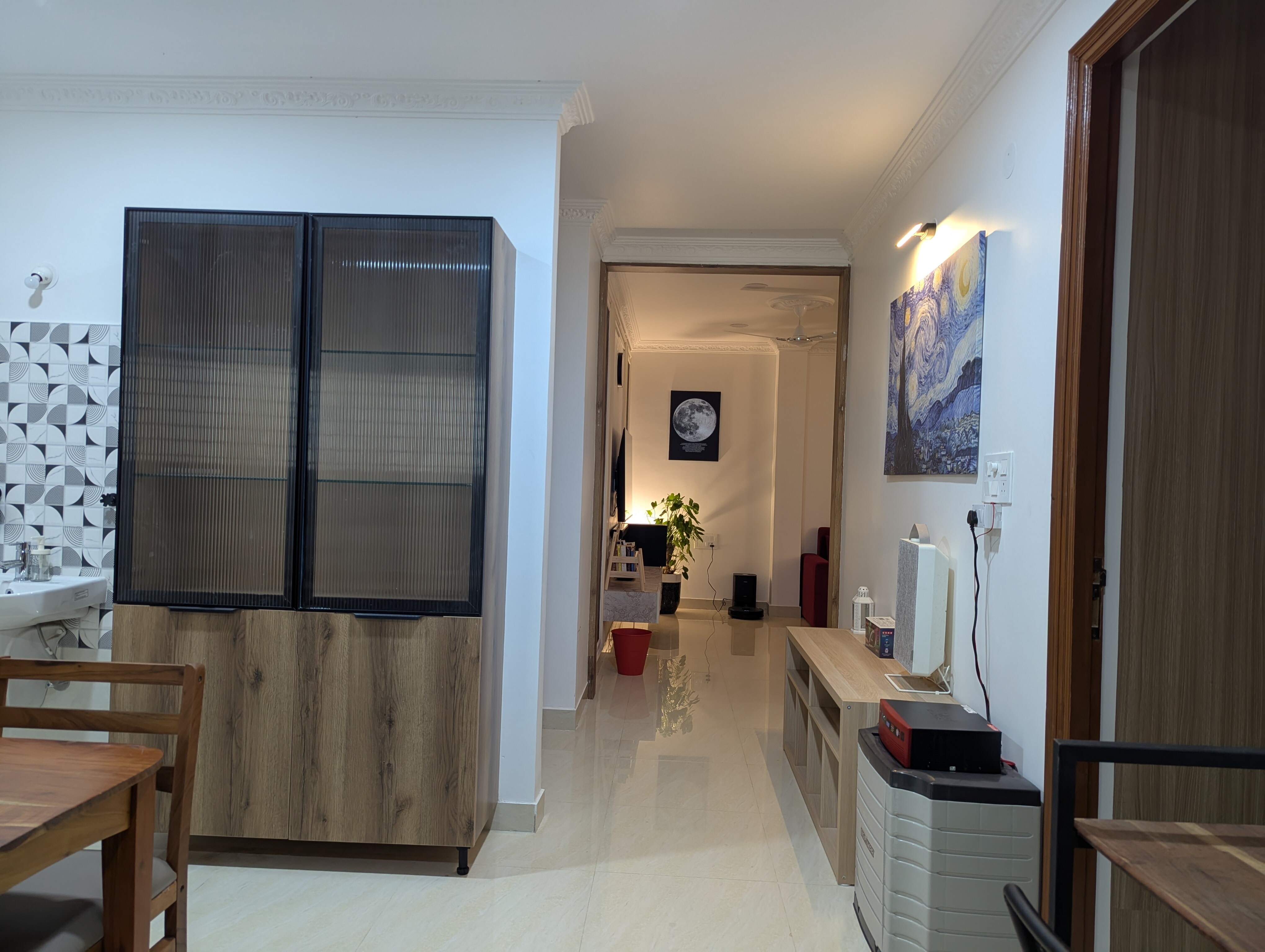 Urban Lakeview Suites Suchitra 101 - Tap to explore photos