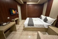 Hotel Alohi Grand (A Boutique Hotel)