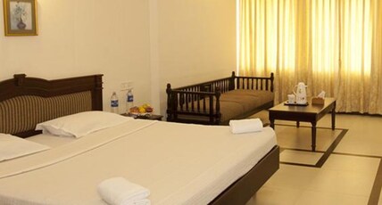 Hotel Sealord Room Type - Deluxe Room