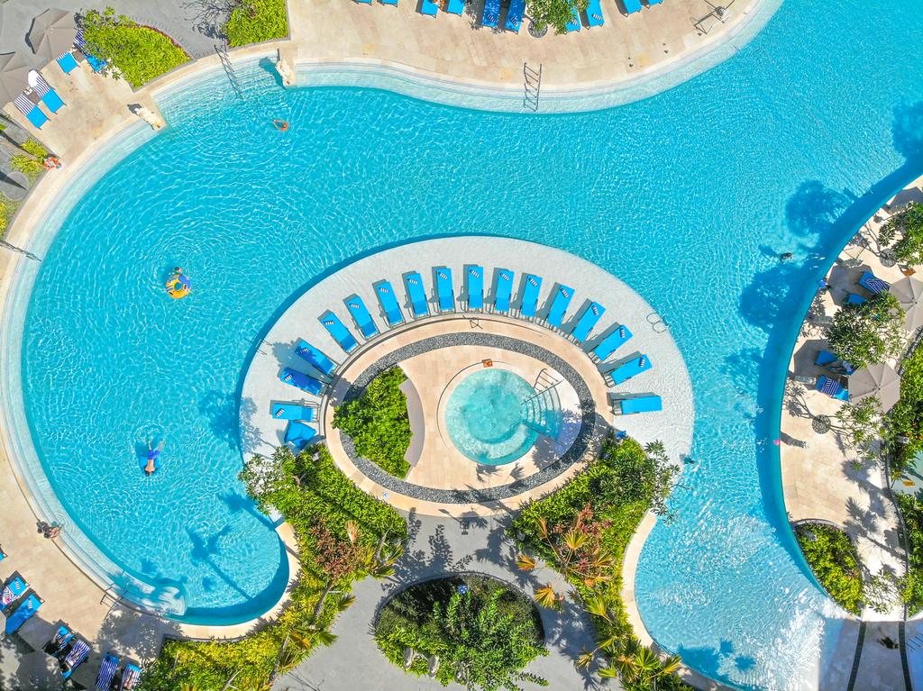 Courtyard by Marriott Bali Nusa Dua Resort - Tap to explore photos