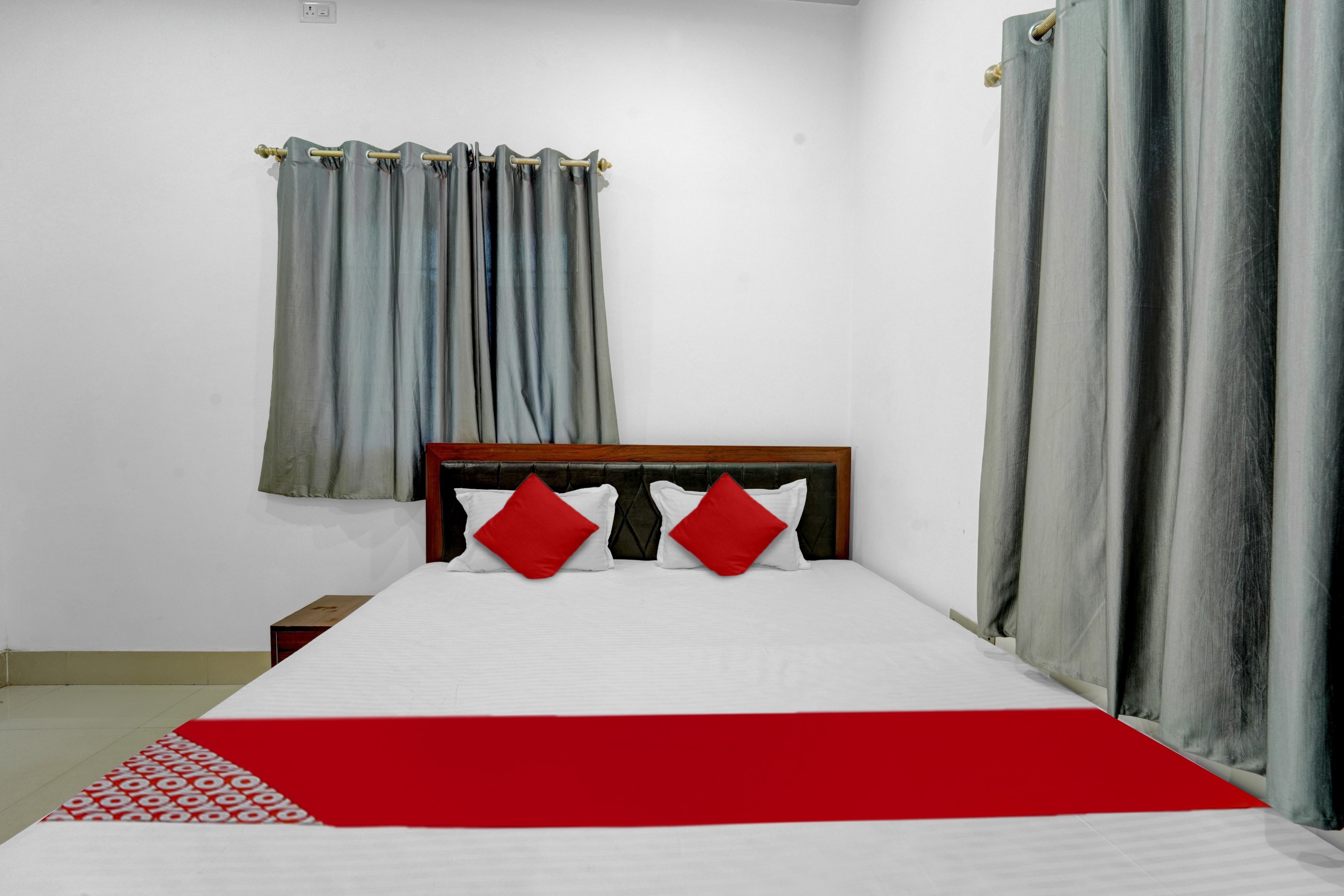 Super Hotel O Dev Laxmi Palace Hotel & Banquet - Tap to explore photos
