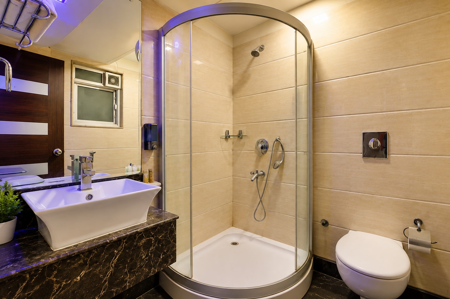 Hotel Admire inn NFC By ASPL - Tap to explore photos