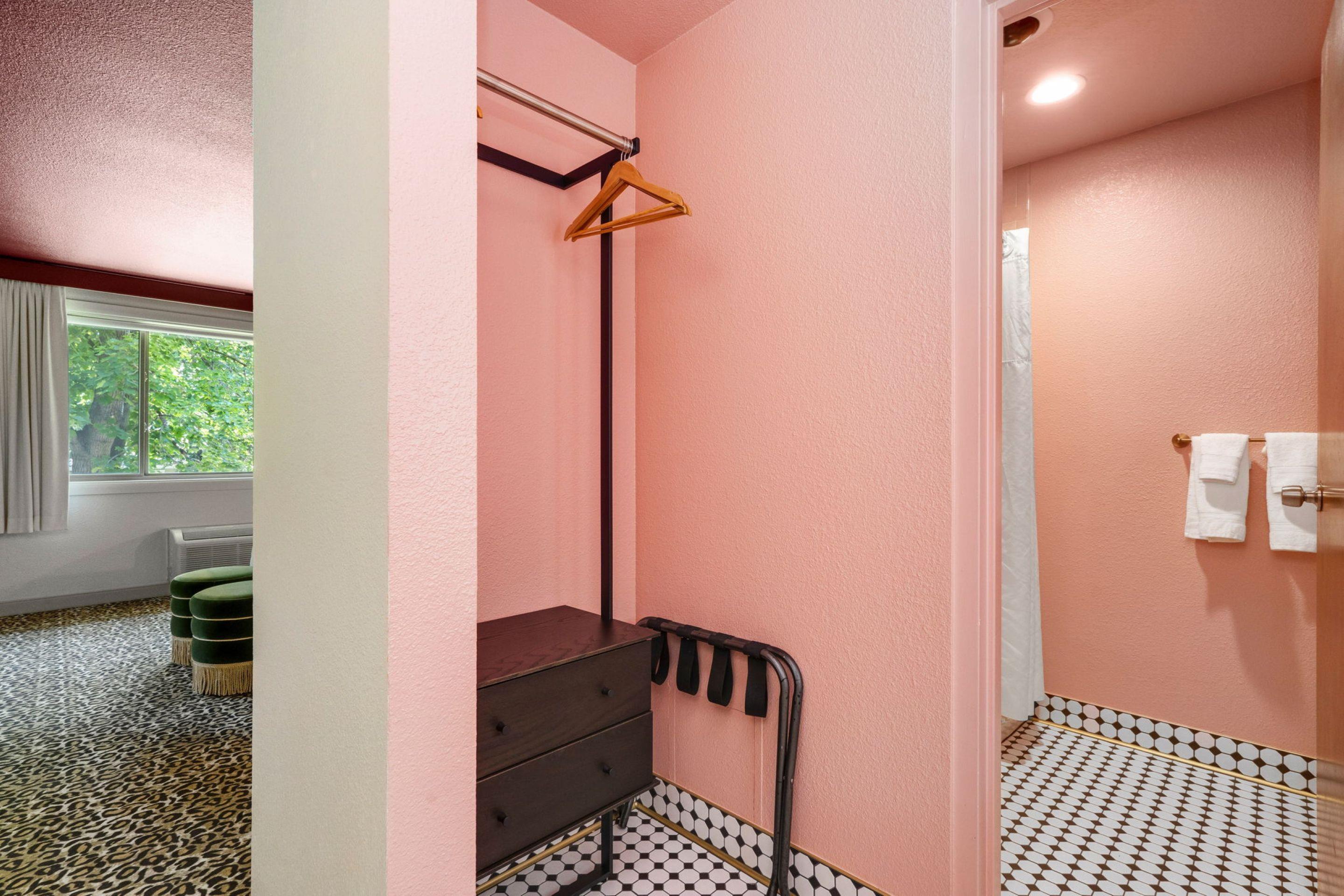 Best Western University Inn - Tap to explore photos