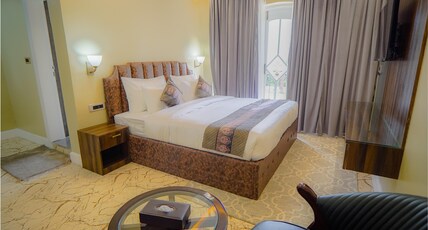 Vale Montis Room Type - Double Room with Balcony and Lake View