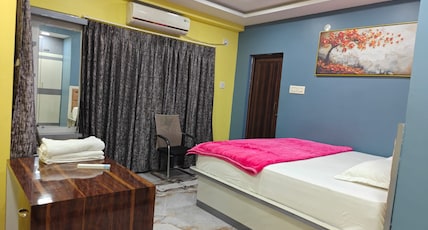 NHM Stays || 2 Minutes from DumDum Metro and Railway Station Room Type - Premium Balcony Room NHM Stays || 2 Minutes from DumDum Metro and Railway Station Room Type - Premium Balcony Room