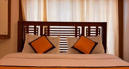 High Tower Room Type - King Room with Mountain View 