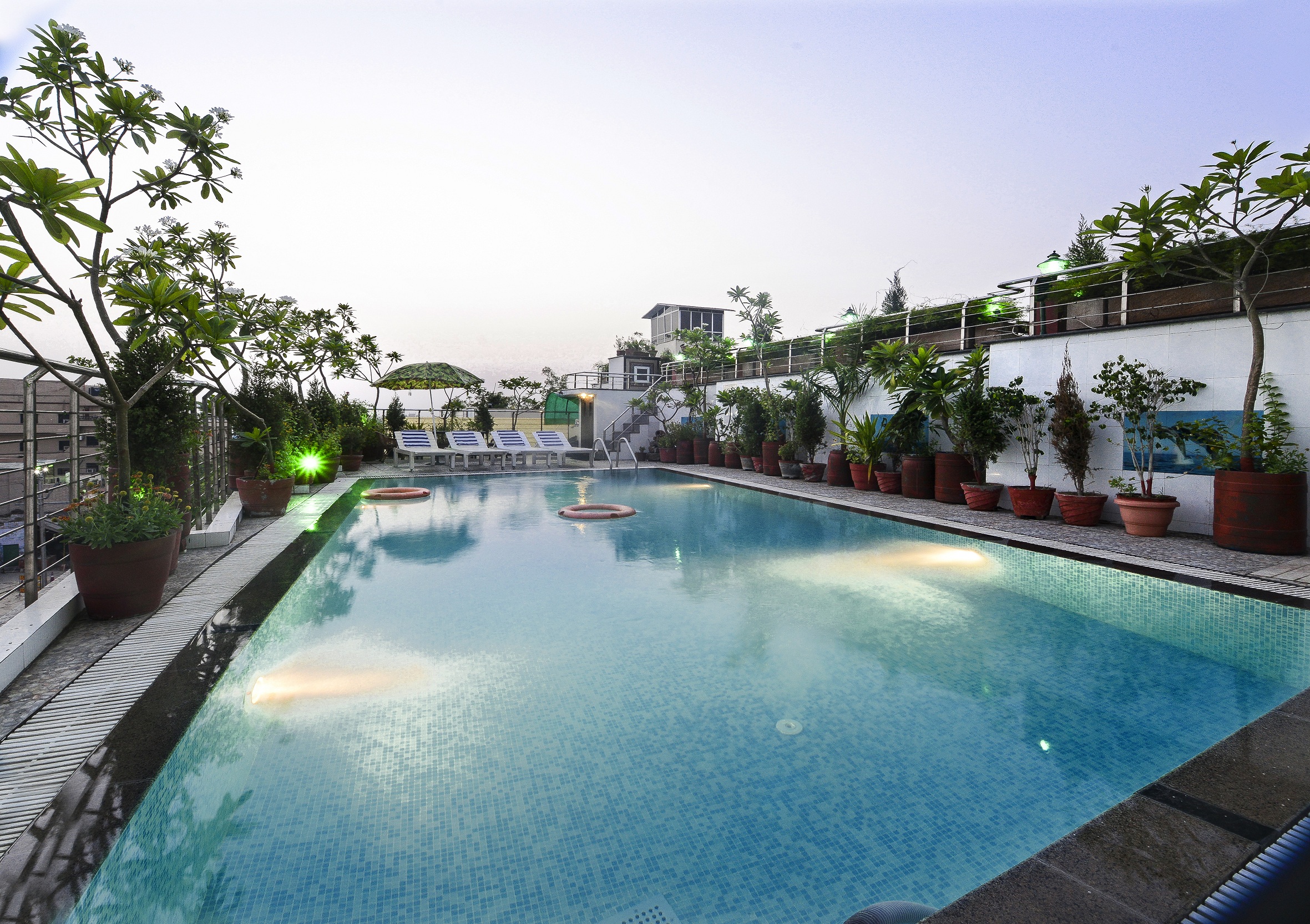 Hotel Taj Resorts - Tap to explore photos