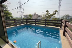 Stay Villa with Rooftop Pool, Lonavala