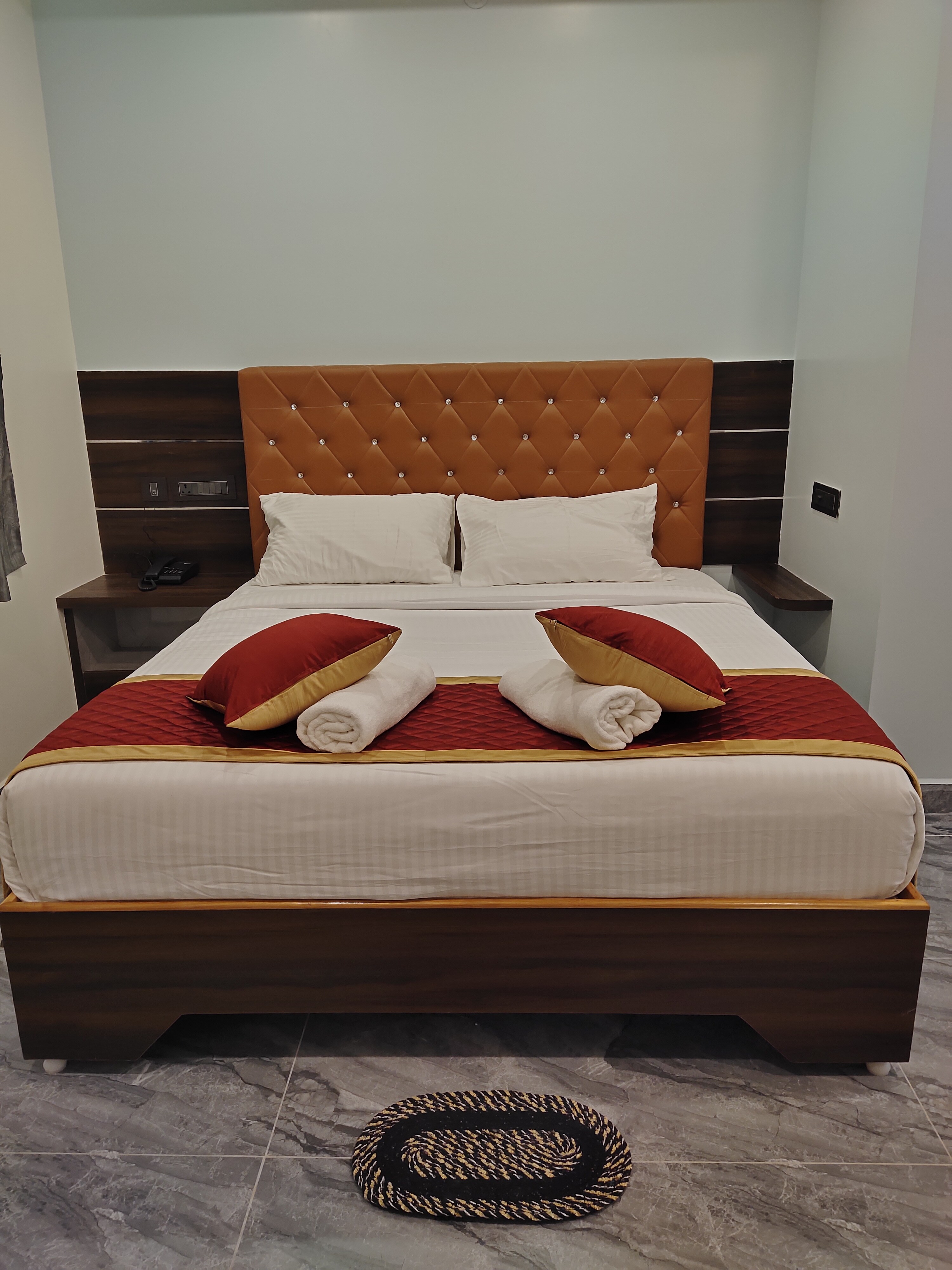 Santhi Residency - Tap to explore photos