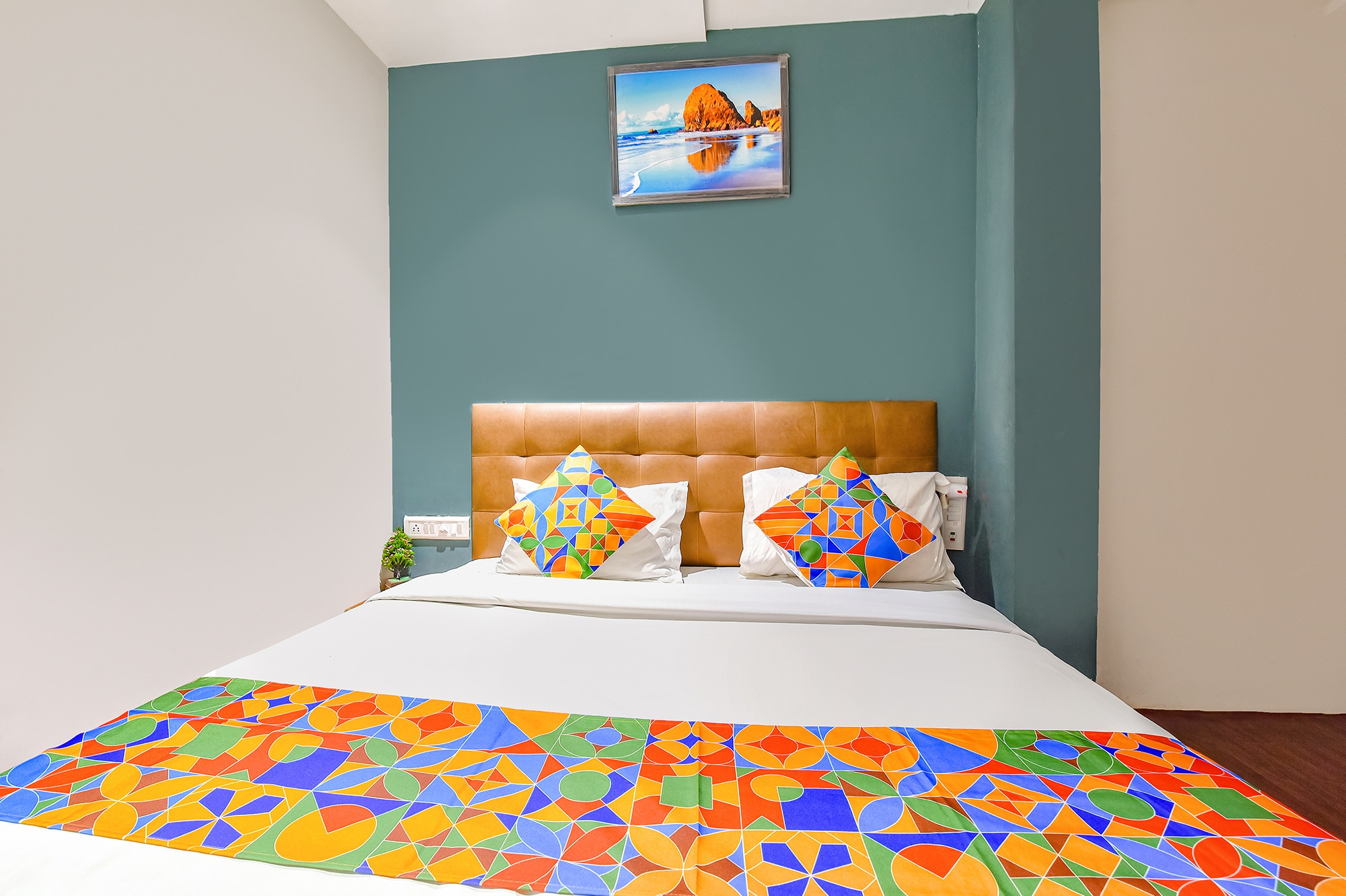 FabHotel Nidhivan - Tap to explore photos