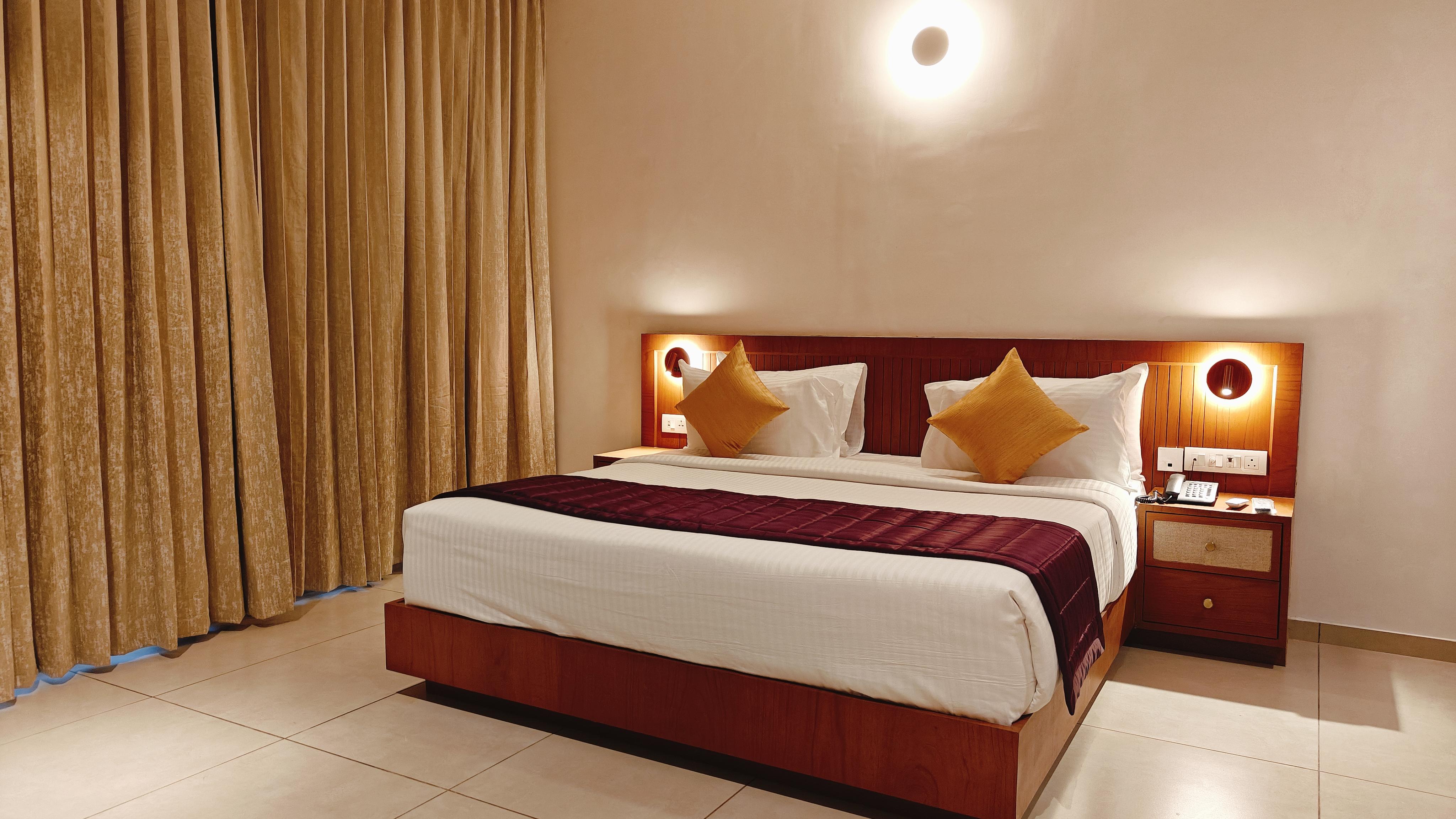 Hotel Giriya - Tap to explore photos