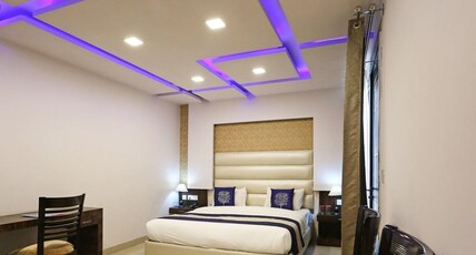 Park Residency Pitampura Room Type - Standard Room