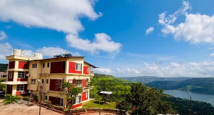 Paramount Vinayaka 3BHK lake view infinity pool (Ground Floor) Room Type - Paramount Vinayaka 3BHK lake view infinity pool (Ground Floor)