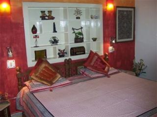 Delhi Bed and Breakfast - Tap to explore photos
