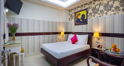 Pink Suite Saigon Airport Hotel Room Type - Deluxe Cozy With Free Minibar