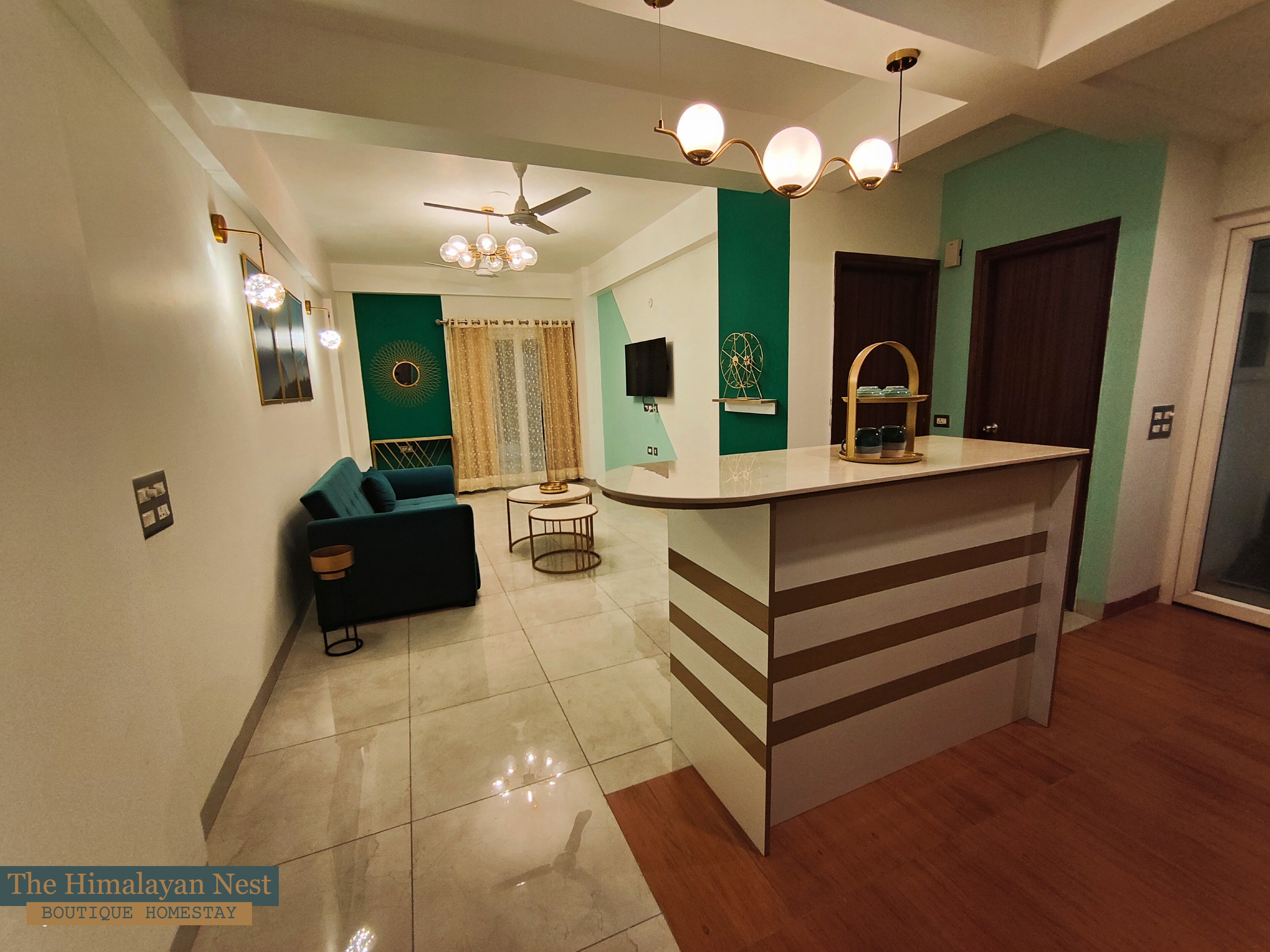 Himalayan Nest: Luxury Apartment on Dehradun Mussoorie road - Tap to explore photos