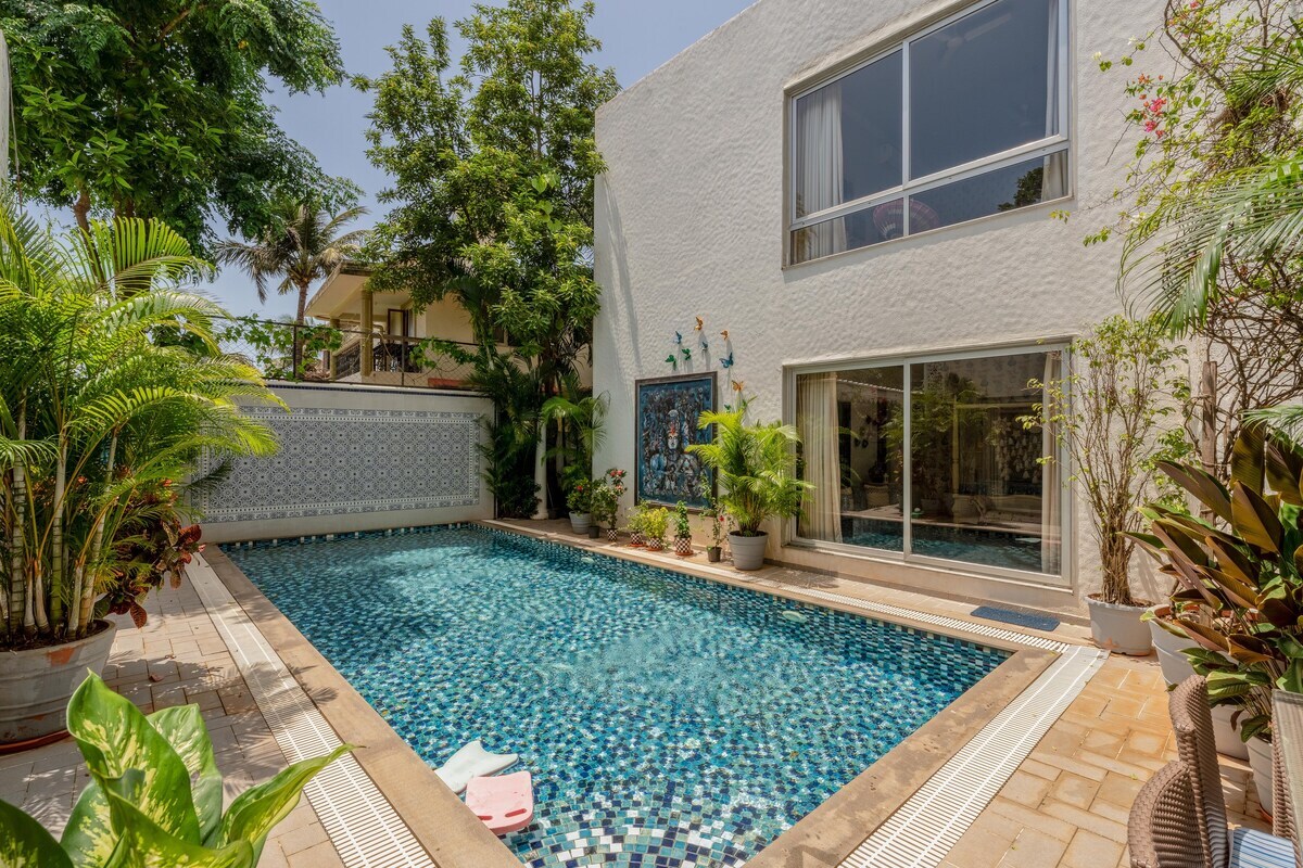 Staymaster Shiv&Aai - Ultra Lux Pool Nr Candolim - Tap to explore photos